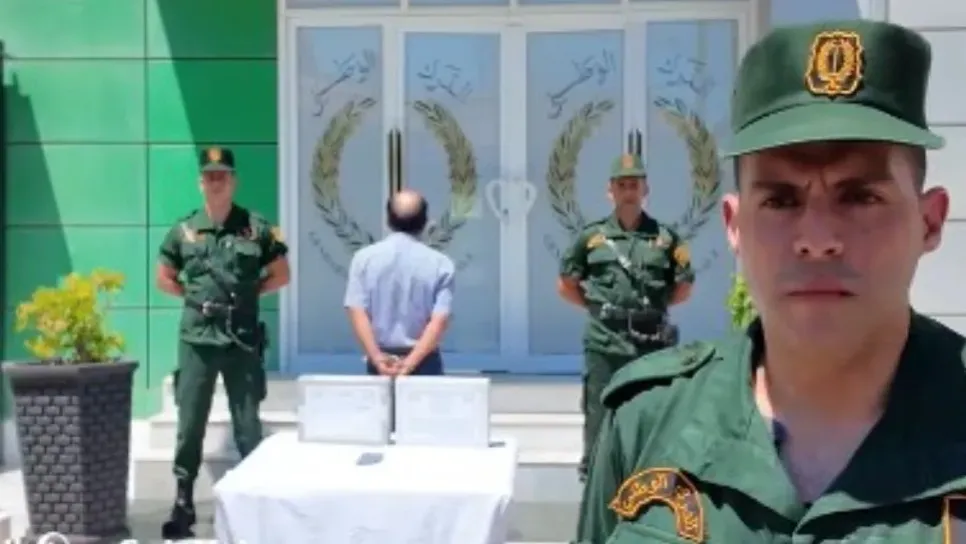 توقيف شخص يستهزئ بالمعلوم من الدين بالضرورة